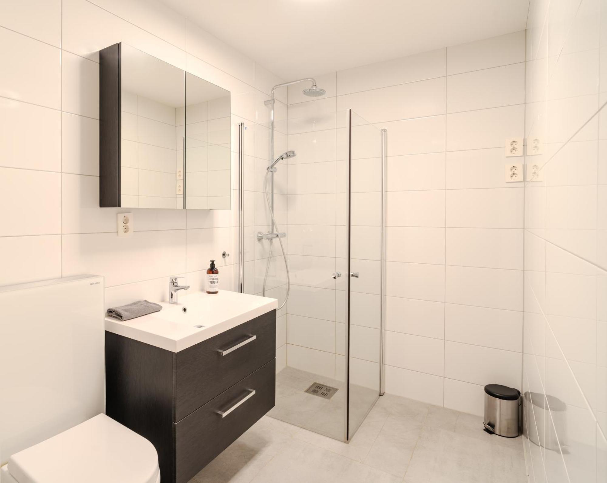 Staying Apt 3 - New And Modern トロムソ エクステリア 写真